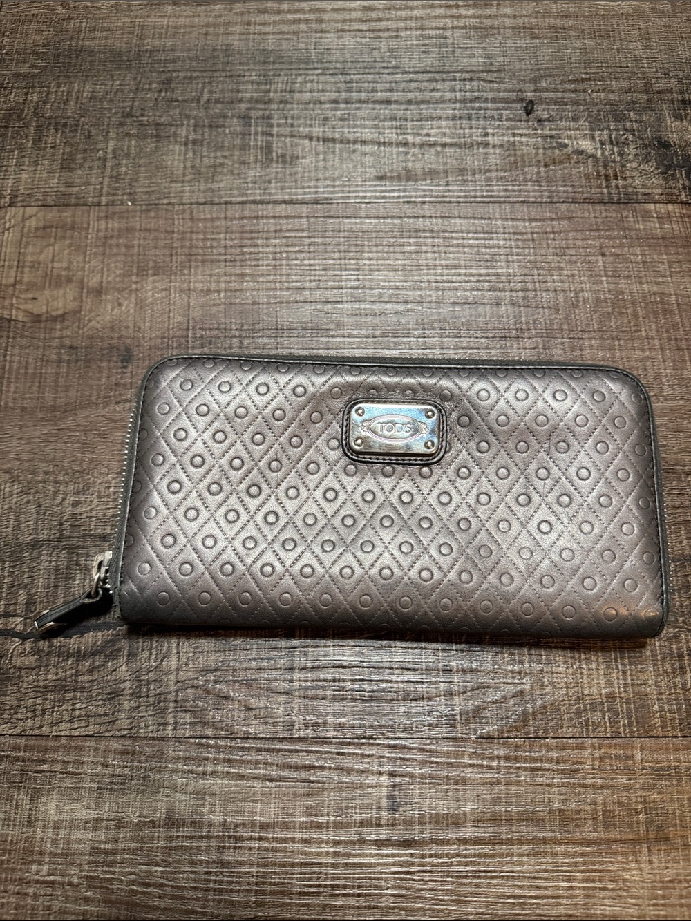 Tod's Metallic Gray Quilted Zip Wallet